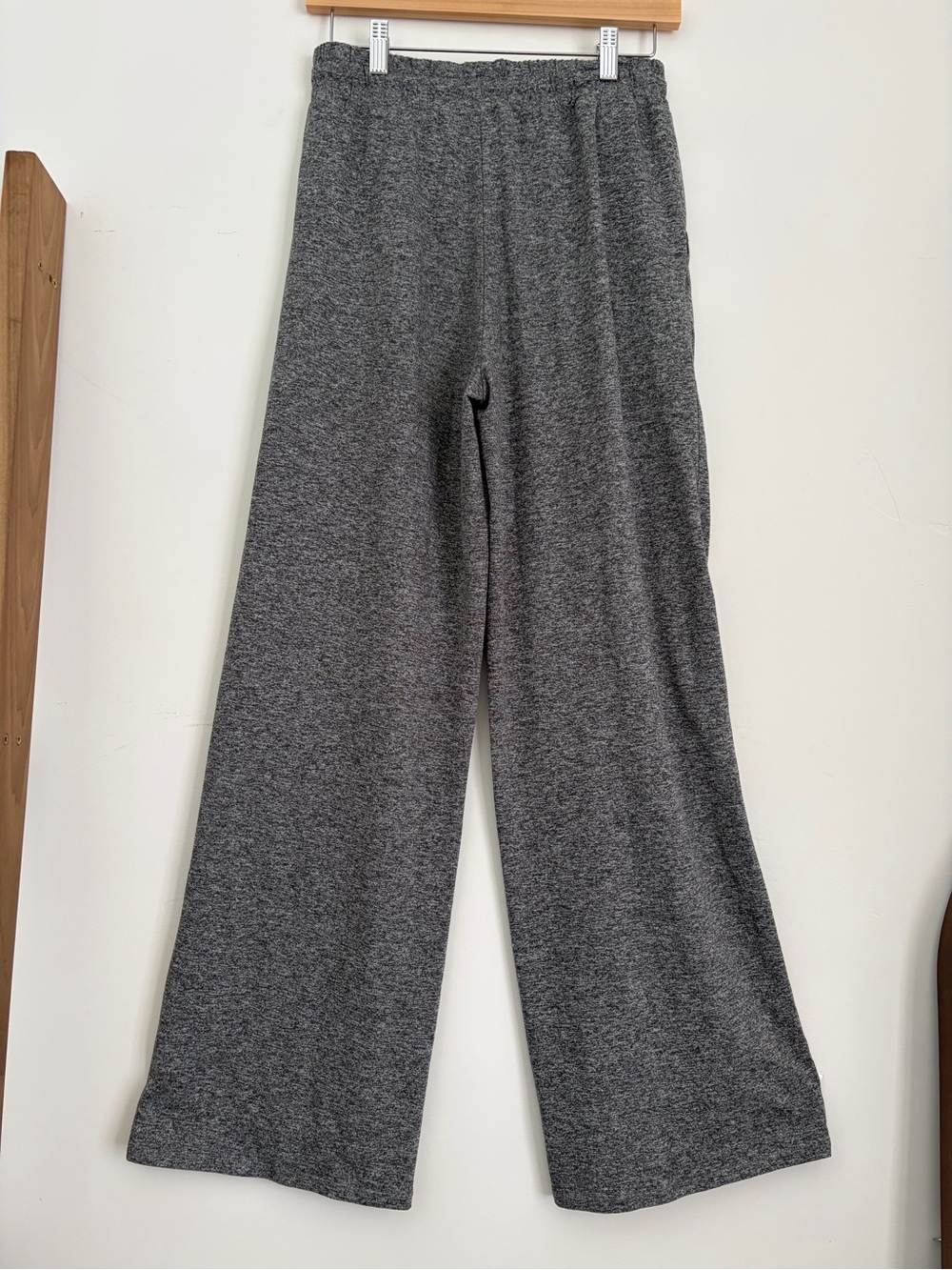 Vuori Wide-Leg Knit Lounge Pants in Heather Gray - Picture 4 of 8